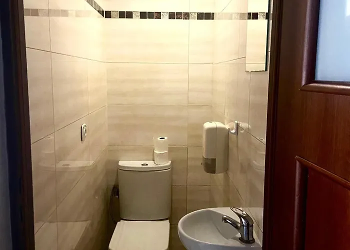 49 לינה וארוחת בוקר ורוצלב